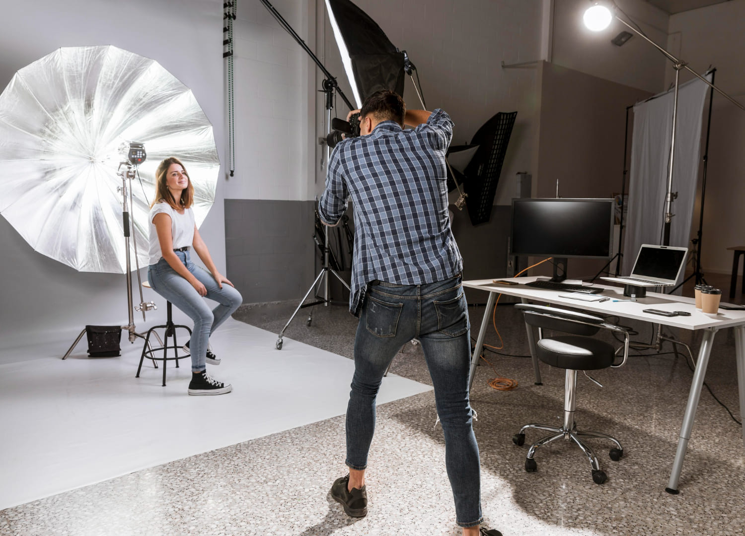 how to set up studio lighting for photography